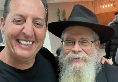 Rabino David Weitman é recebido por brasileiros em Israel